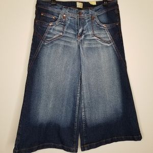 Soho Babe Cropped Wide leg size 9 nwt